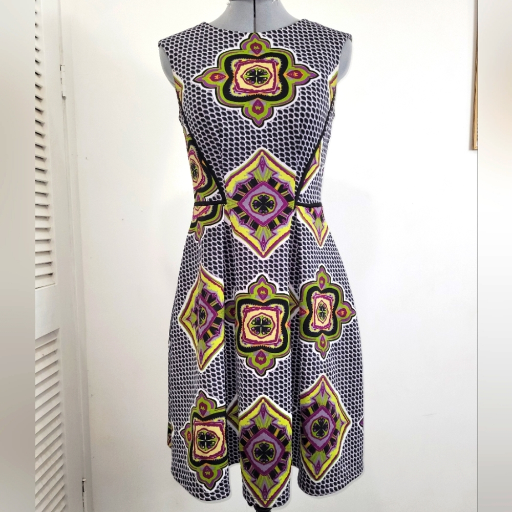 Gabby‎ Skye fit-and-flare dress Size 4